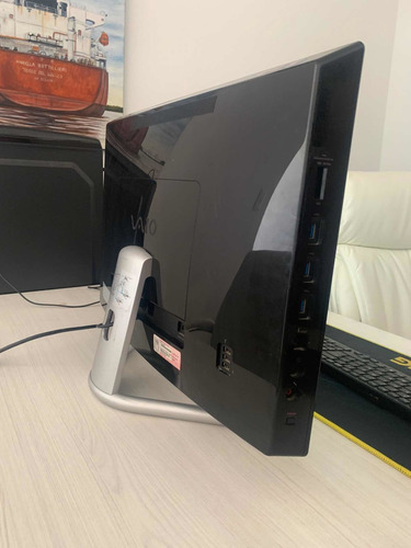 Computadora Sony Vaio I3