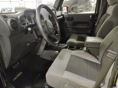 Imagen 9 de 11 de Jeep Wrangler 2010 3.6 Unlimited 284hp Atx