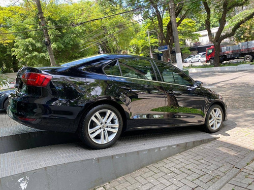Volkswagen Jetta 2.0 Tsi Highline 211cv Gasolina 4p