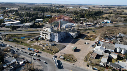 Imagen 11 de 30 de En Venta El Castillo De Cañuelas