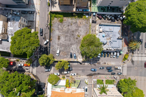 Terreno En Venta Las Mercedes #24-29084 K.f