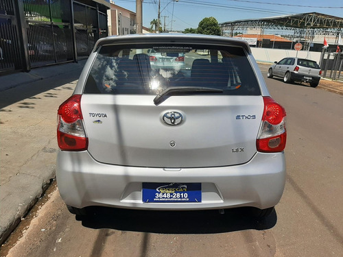 Etios Hatch 1.3 X Flex 2014 Unico Dono