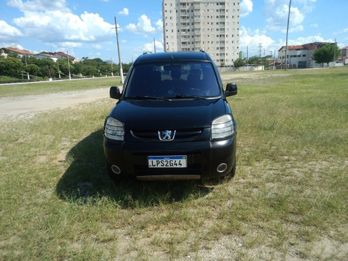 Peugeot Partner Escapade Pack. 1.6 2011. Flex/gnv. Abaixou