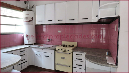 Imagen 5 de 23 de Casa Interna Venta Dos Dormitorios Macrocentro Bahia Blanca