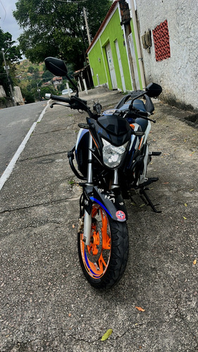 Cb Twitter 250f Cor Zul E Abóbora
