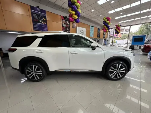 Nissan Pathfinder 3.5 Platinum 4x4 At