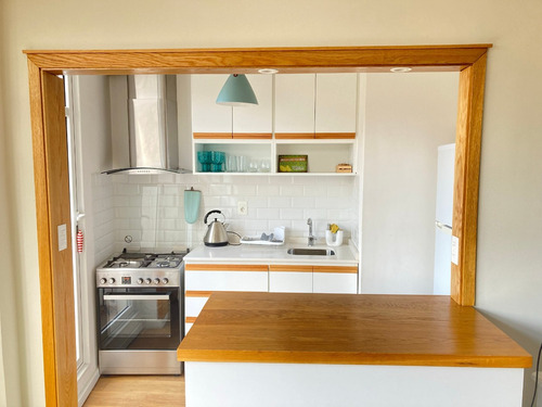 Penthouse Con Parrillero En Pocitos A 1 Cuadra De Rambla