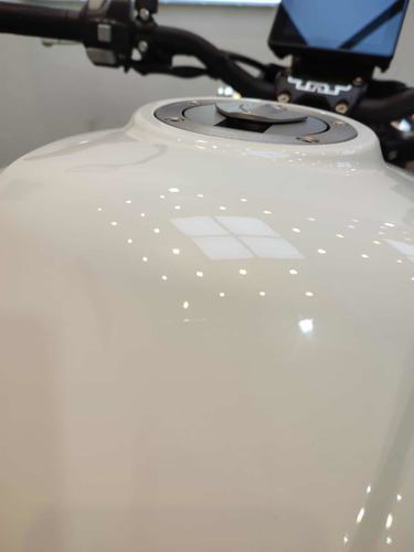 Imagen 3 de 9 de Benelli Tnt 600i