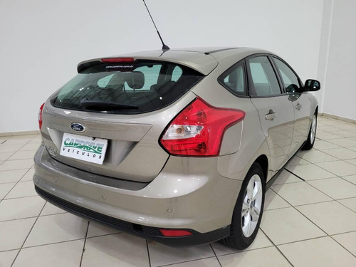 Imagem 4 de 15 de Ford Focus 1.6 S/1.6 Se Flex 16v 5p Aut