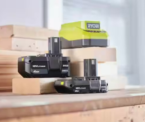 Dos Baterias Y Cargador Ryobi, 18v, 2 Y 4 Amperes (Usado)