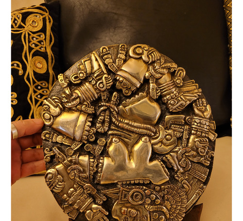 Figura Ornamental Escultura Azteca Bronce Arte Diosa Relieve (Usado)