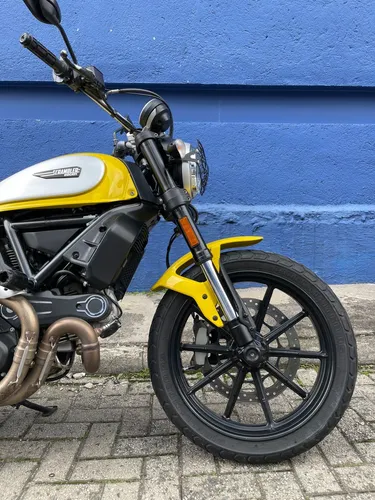 Ducati Scrambler 800 Icon