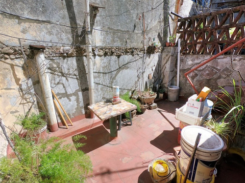 Casa 4 Ambientes. En Lote Propio Para Construir O Refaccionar