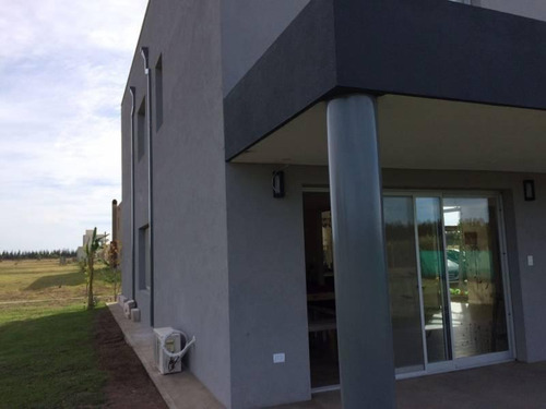 Imagen 5 de 25 de Hermosa Casa A Estrenar En Barrio Privado Monet!!!