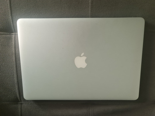 Imagem 5 de 8 de Macbook Pro 2013 Retina 15 Polegadas (defeito Na Tela)