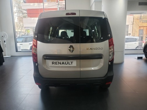 Imagen 6 de 25 de Renault Kangoo Emotion 1.6 2 Asientos 0km 2023 Entrega Inmed