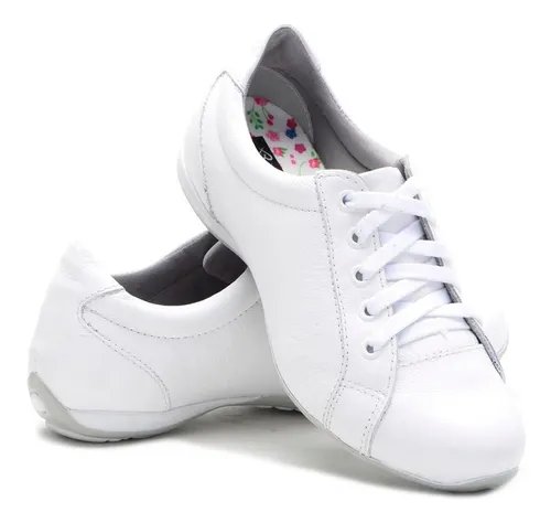 Tenis branco feminino best sale hospitalar