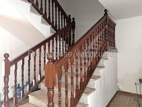 Trigal Norte Hermosa Casa Dos Niveles En Venta Ubicada En Valencia 25-20597 Eloisa Mejia