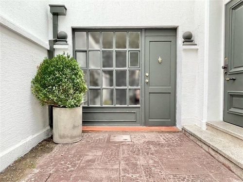 Imagen 2 de 26 de Casa En Venta Providencia: Carmen Sylva / Los Leones
