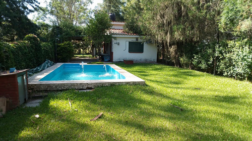 Casa De Un Dormitorio, Pileta, Quincho. Permuta