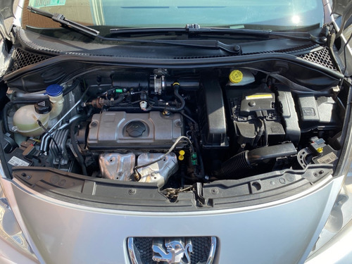 Imagen 15 de 15 de Peugeot 207 1.4 Premium Mec 2012