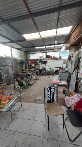 Casa En Venta Con Amplio Terreno En Comuna Del Bosque