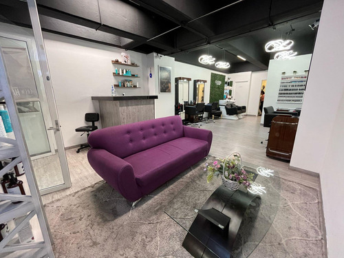 Se Traspasa Estudio De Belleza En Multiplaza Arboledas