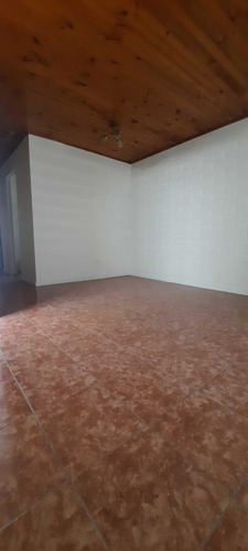 Venta De Casa En Villa La Posada (76300)