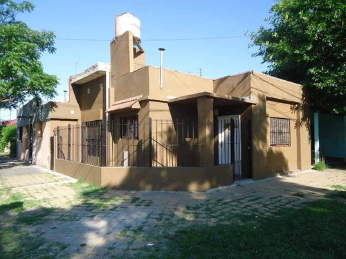 Imagen 2 de 10 de Casa Ph En Venta Cond En Ituzaingo Sur
