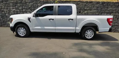 Ford F-150 3.3 XL Doble Cabina V6 4x2 At