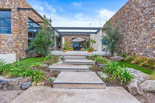 Casa En Venta En San Miguel Tu Refugio Campestre A Solo 8 Min Del Centro