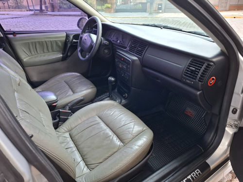 Chevrolet Vectra 2.2 Cd At
