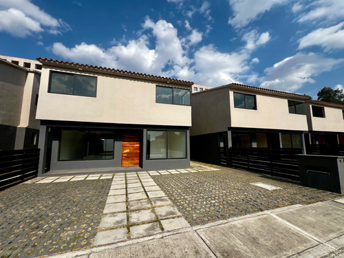 Casa En Venta En Lerma, Residencial Los Olivos