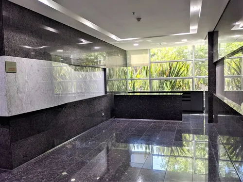 Oficina En Arriendo En El Chico. Cod A1002205