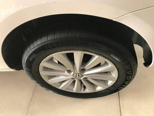 Volkswagen Voyage 1.6 Mi Highline 8v Flex 4p Manual