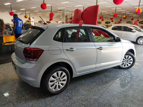 Volkswagen Polo 1.0 Mpi Total Flex Manual