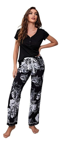 Gh Conjunto Pijama Negro Con Estampado Floral Manga Corta