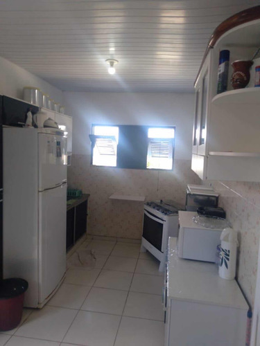 Bela Casa Próxima À Praia De Manguinhos