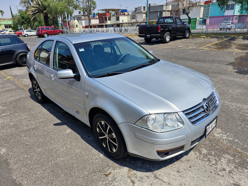 Volkswagen Jetta 2.0 At