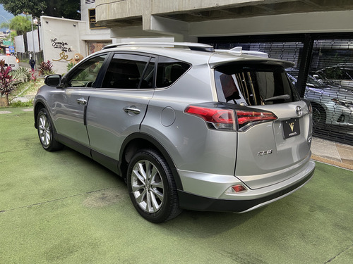 Toyota Rav4 Awd 2018