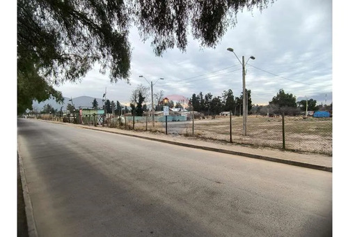 Venta De Gran Sitio En Sector Residencial