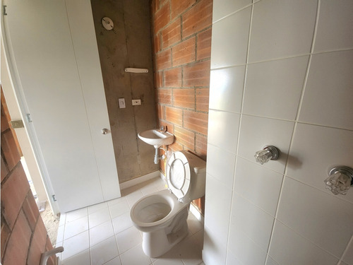 Venta Apartamento En Caldas, Vista Verde