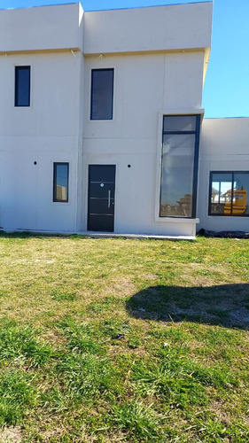 Venta/ Casa De 3 Ambientes/ Fincas Don Eugenio 2, Gral Rodriguez