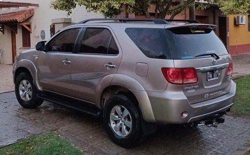 Toyota Hilux Sw4 3.0 Srv Cuero