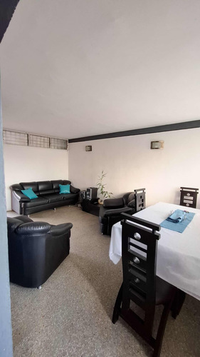 Jcanchica Apartamento En La Castra Piso 4