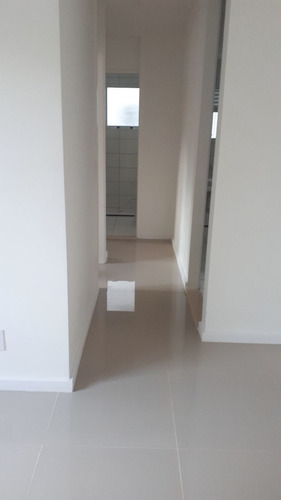 Apartamento À Venda Na Estrada Do Rio Grande, Taquara, Rio De Janeiro - Rj - Liv-11596