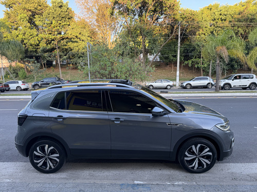 Volkswagen T-Cross 1.4 250 TSI TOTAL FLEX HIGHLINE AUTOMÁTICO