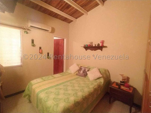 Milagros Inmuebles Casa Venta Cabudare Lara Av Intercomunal Barquisimeto Acarigua Roca Terra Economica Residencial Economico Código Inmobiliaria Rent-a-house 25-5649