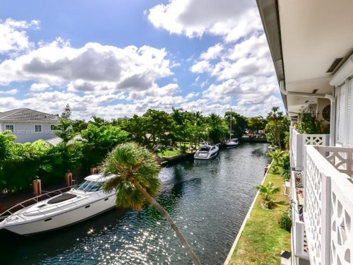 Condominio 2 Amb.  Norte Miami,florida Vista Al Mar