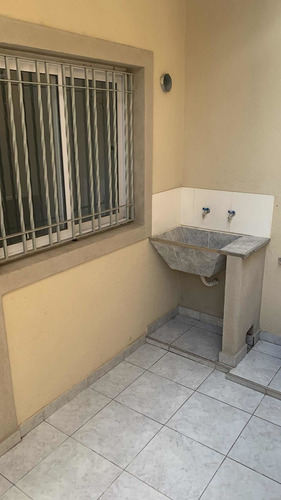 Departamento En Gregorio De Laferrere.centro A 200m Estación